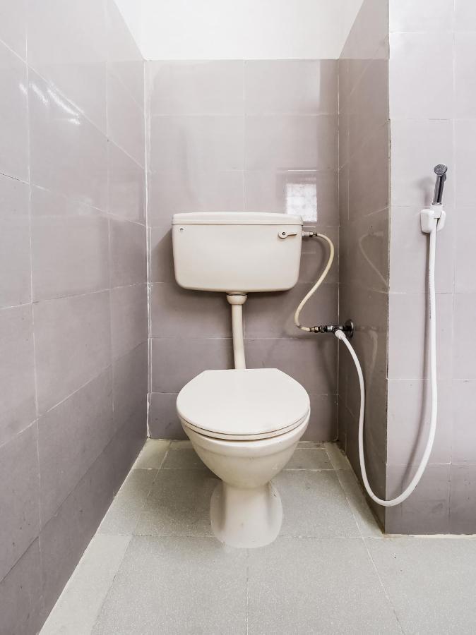Spot On 43451 Hotel Sakunthala International Тирунелвели Екстериор снимка