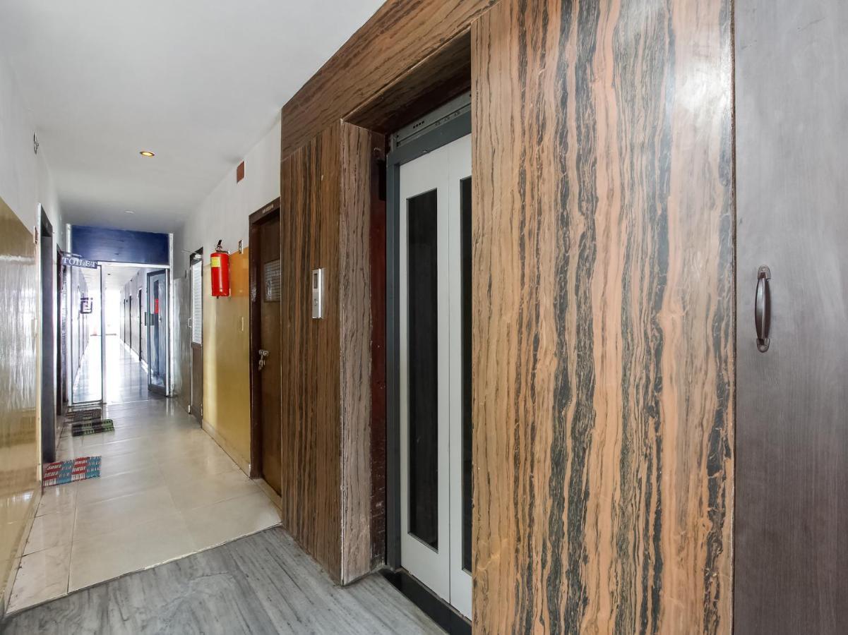 Spot On 43451 Hotel Sakunthala International Тирунелвели Екстериор снимка