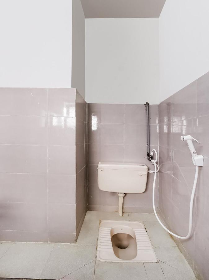Spot On 43451 Hotel Sakunthala International Тирунелвели Екстериор снимка