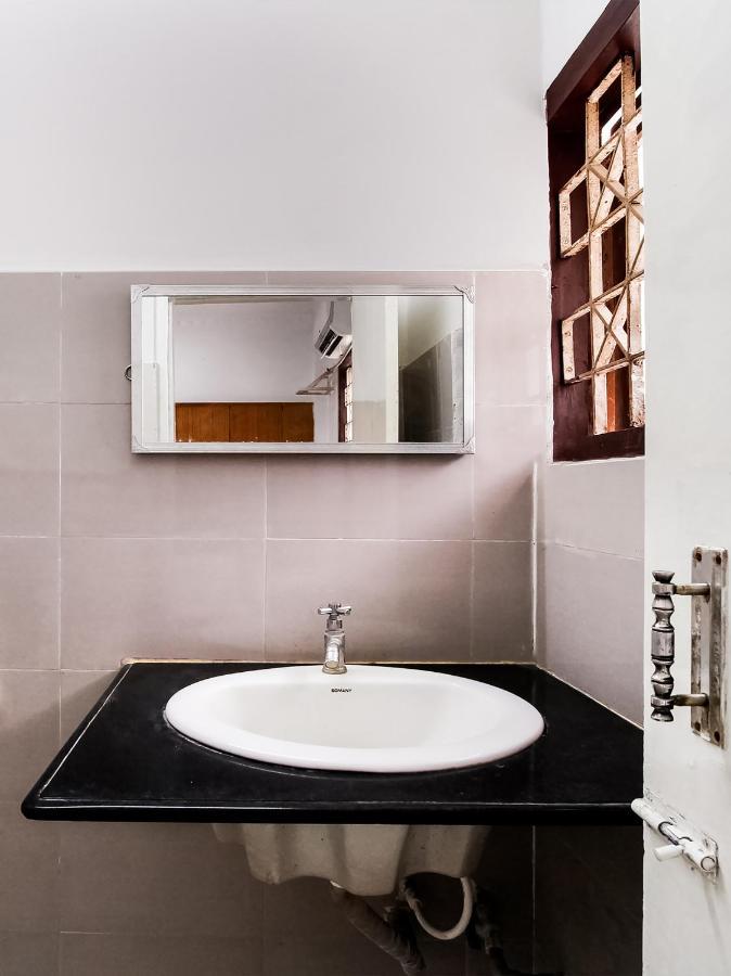 Spot On 43451 Hotel Sakunthala International Тирунелвели Екстериор снимка