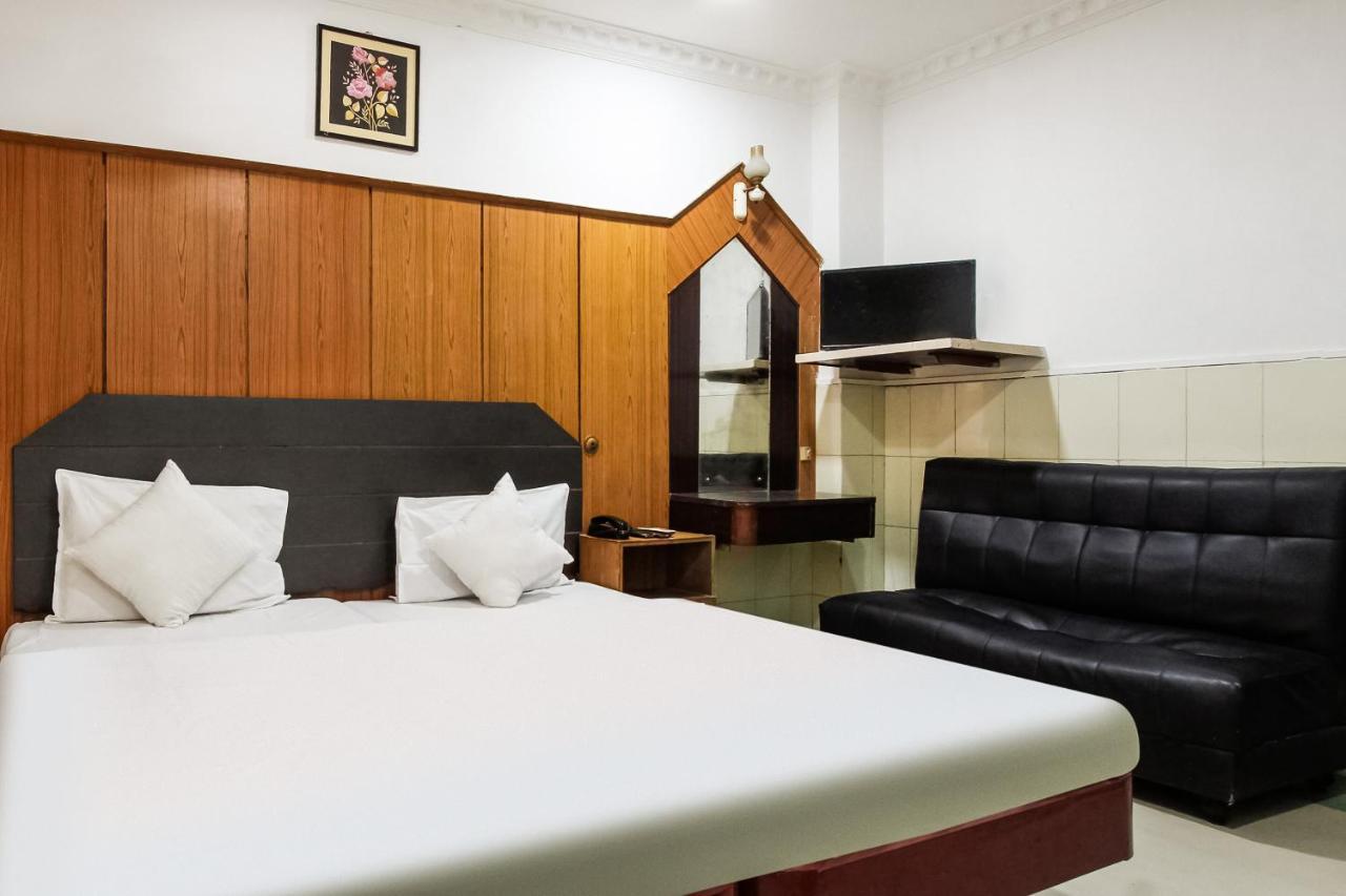 Spot On 43451 Hotel Sakunthala International Тирунелвели Екстериор снимка